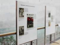 Karikaturen-Ausstellung in der Teilbibliothek 4 der UB Bamberg Karikaturen-Ausstellung in der Teilbibliothek 4 der UB Bamberg