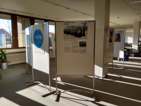 Ausstellung "Weltpolitik ist keine Männersache mehr - Frauen in den Vereinten Nationen" Ausstellung "Weltpolitik ist keine Männersache mehr - Frauen in den Vereinten Nationen"